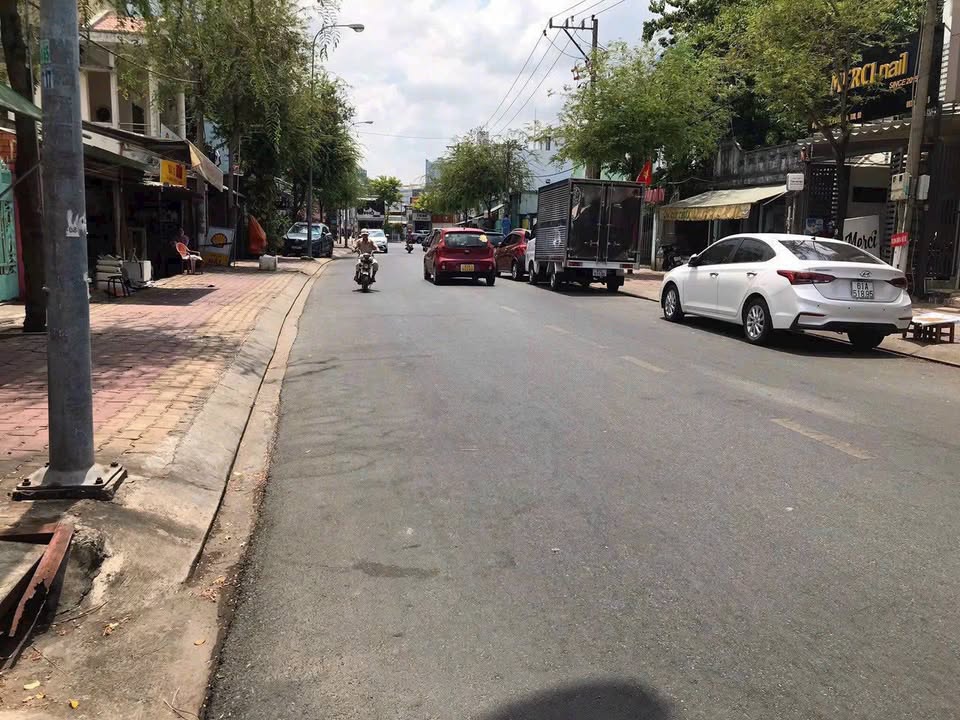 Đất mặt tiền Lý Thường Kiệt, Thủ Dầu Một 348m² giá 35 tỷ - Vị trí đắc địa kinh doanh!
