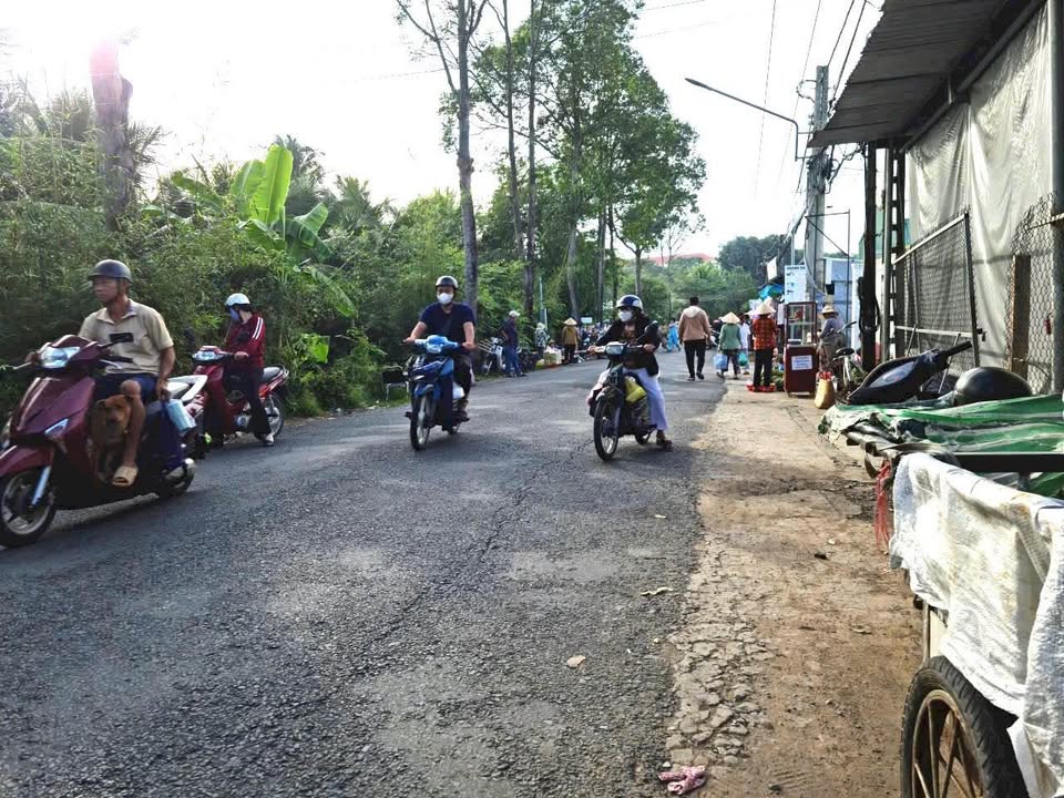 Đất mặt tiền đường 92A, xã Đạo Thạnh, 400m² giá 3.2 tỷ - Tiềm năng tăng giá lớn!