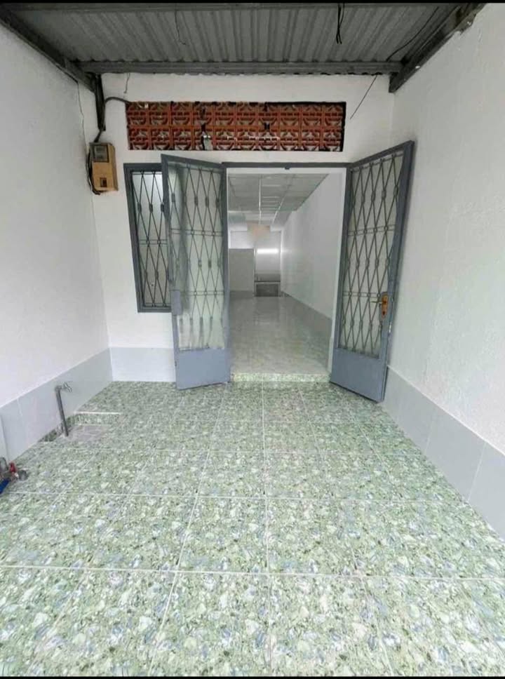 Cho thuê nhà mặt tiền Tô Hiến Thành, Q10, 48m² giá 10.5 triệu - Phù hợp kinh doanh đa ngành!