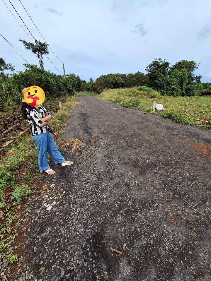 Đất nền Quảng Thành Châu Đức 185m² giá 410 triệu - Mặt tiền đường nhựa