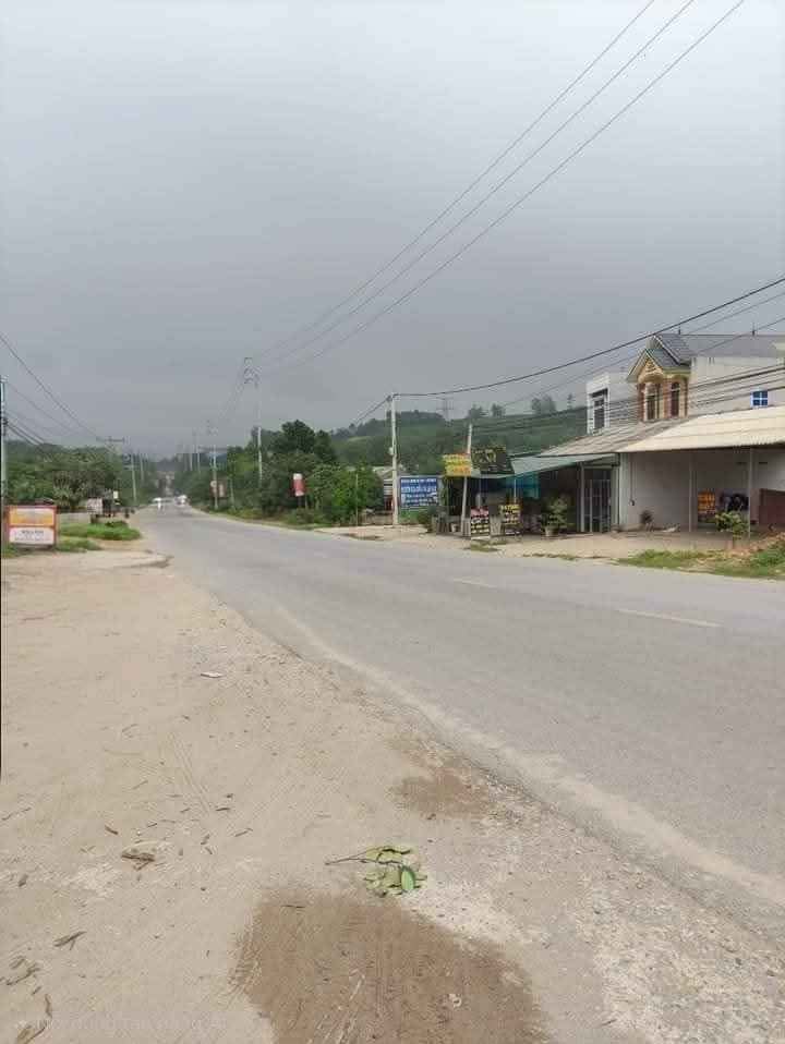 Đất nền mặt đường nhựa KDL Ao Vua, Ba Vì 507m² giá 4 tỷ - Cơ hội đầu tư tuyệt vời!