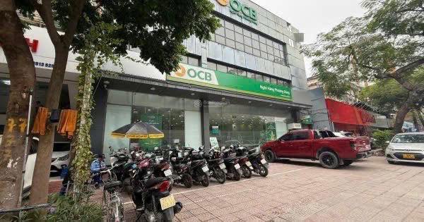 Nhà nguyên căn mặt phố Nguyễn Văn Cừ, Ngọc Lâm - Kinh doanh tốt, giá thỏa thuận!