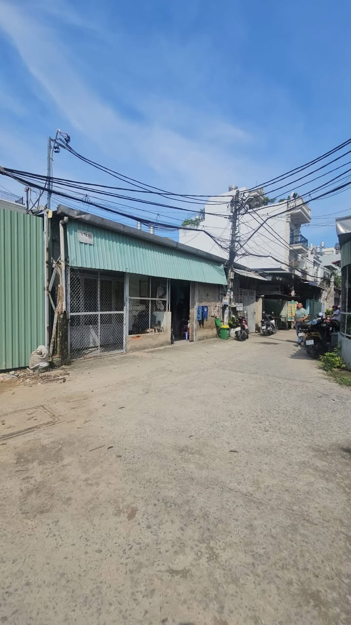 Nhà cấp 4 Hẻm 523 Lê Văn Khương, 230m² giá 11.9 tỷ - Tiềm năng đầu tư lớn!