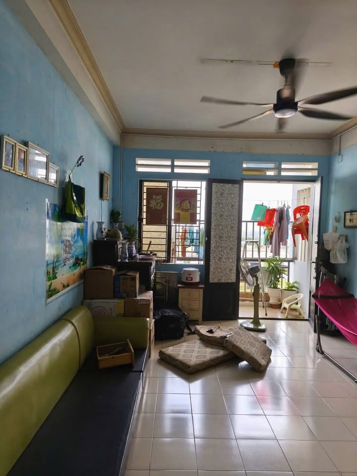 Căn hộ chung cư Thuận Kiều Dĩ An 36m² giá 750 triệu - Sổ hồng lâu dài!