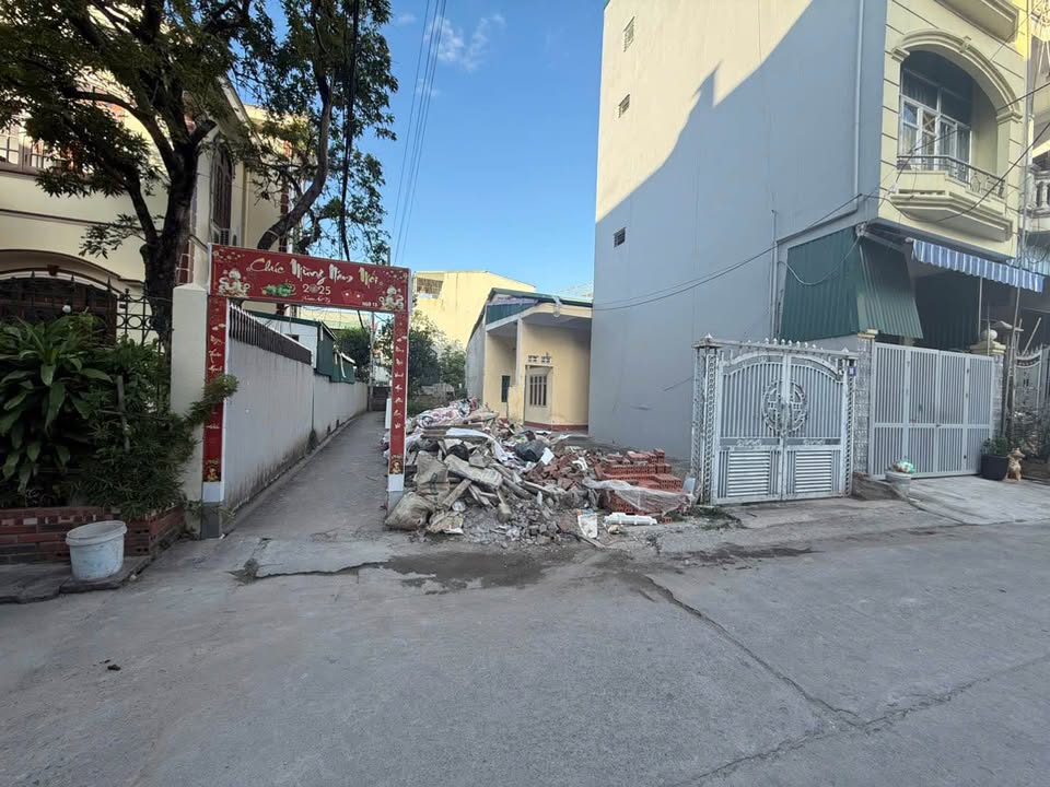 Nhà góc phố Ký Con Hạ Long 72m² giá 5.5 tỷ - Đầu tư sinh lời ngay!