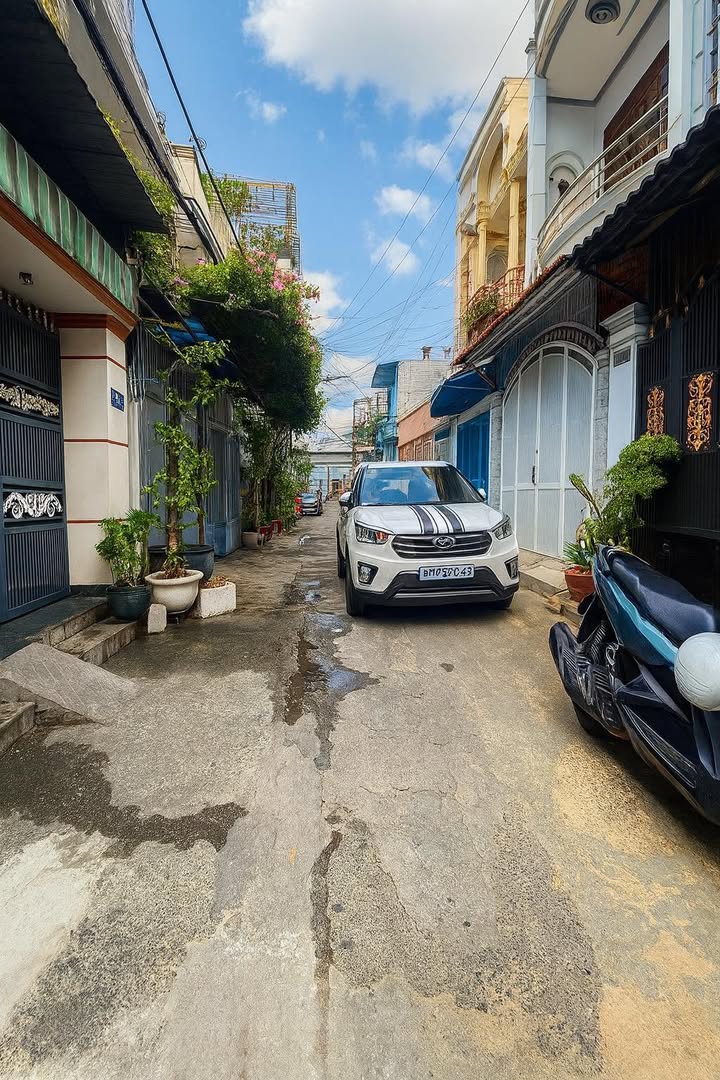 Nhà phố hẻm 5m Phạm Văn Bạch 53m² giá 5.5 tỷ - Sổ đỏ chính chủ, vào ở ngay!