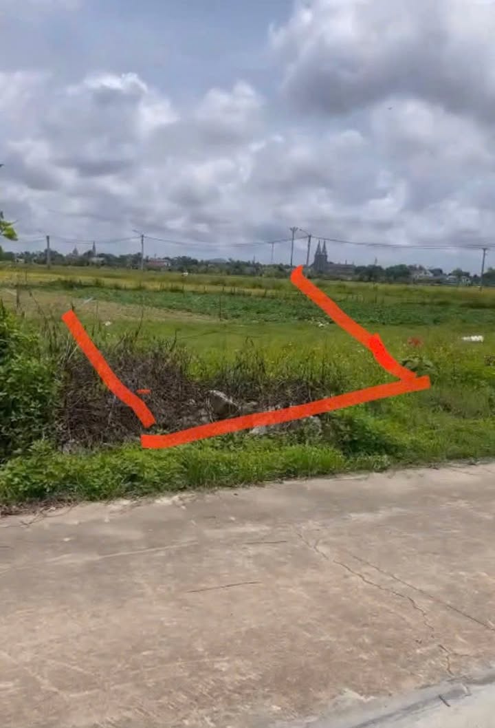 Đất đẹp Thạch Hà 180m² giá 2 tỷ - Vị trí đắc địa, cơ hội đầu tư tuyệt vời!