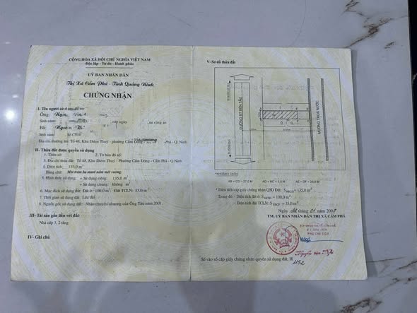 Nhà 2 tầng mặt đường Vũng Đục Cẩm Đông 135m² giá 5 tỷ - Đầu tư sinh lời ngay!