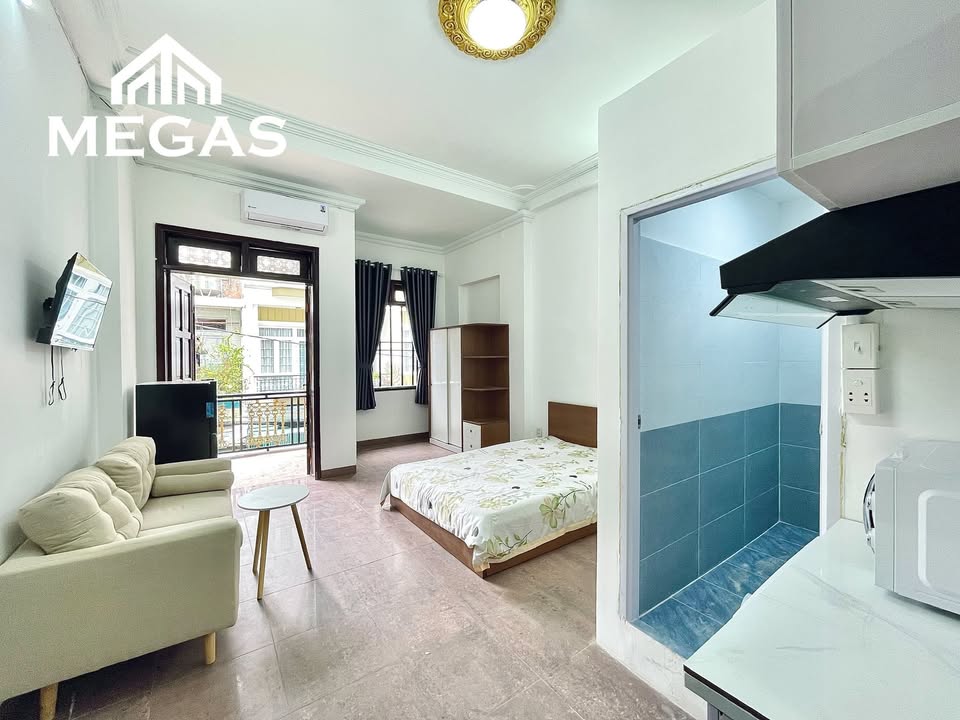 Nhà nhỏ cho thuê đường Thành Thái Q10 - Full nội thất, không gian thoáng mát!