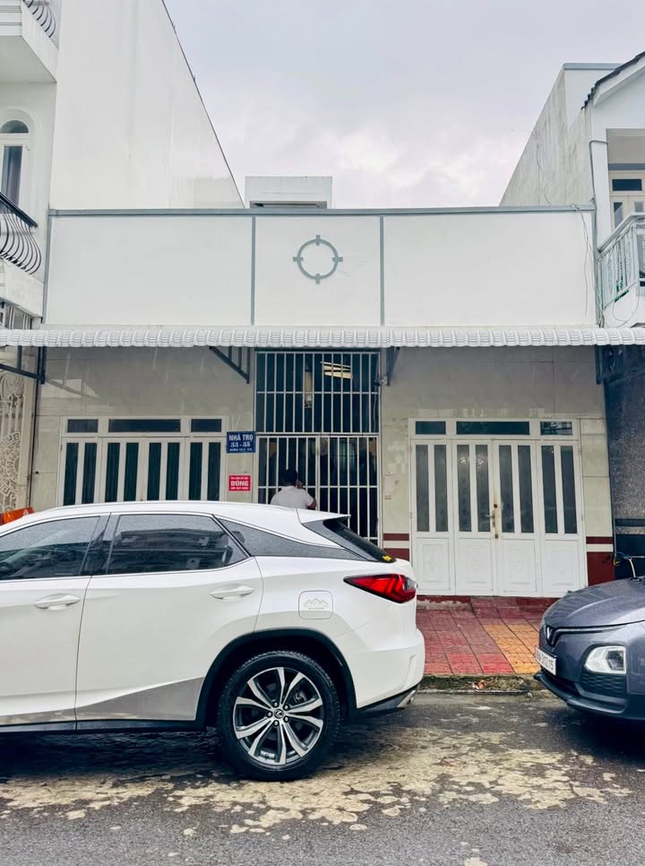 Đất nền đẹp 128m² tại đường Số 9, Cần Thơ - Giá chỉ 8.2 tỷ VND, thu nhập ổn định từ 7 phòng trọ