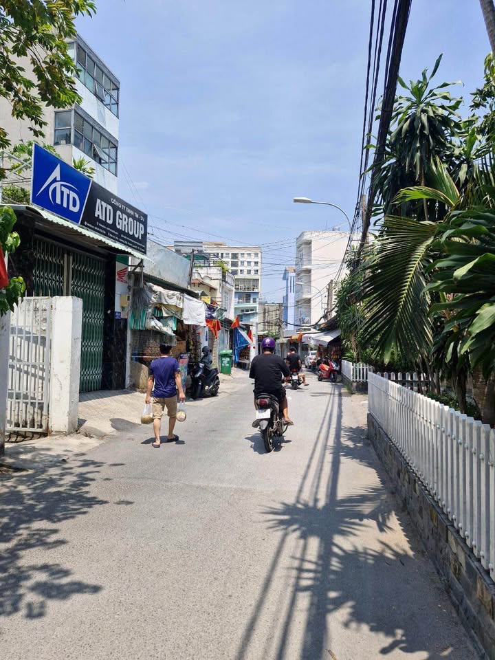 Dãy trọ Phước Long B, Quận 9, 186m² giá chỉ 13 tỷ - Dòng tiền sẵn 25 triệu!