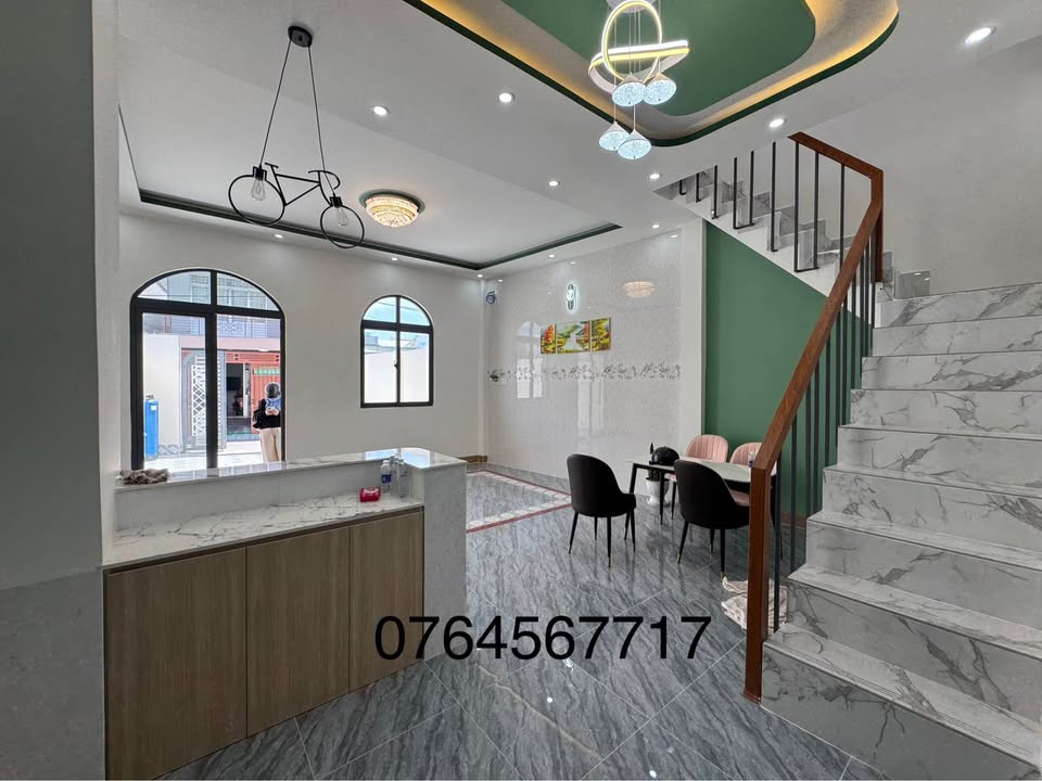 Nhà trệt lầu hẻm ô tô Kiên Thị Nhẫn, Trà Vinh 85m² giá 1.98 tỷ - Sẵn sàng vào ở!