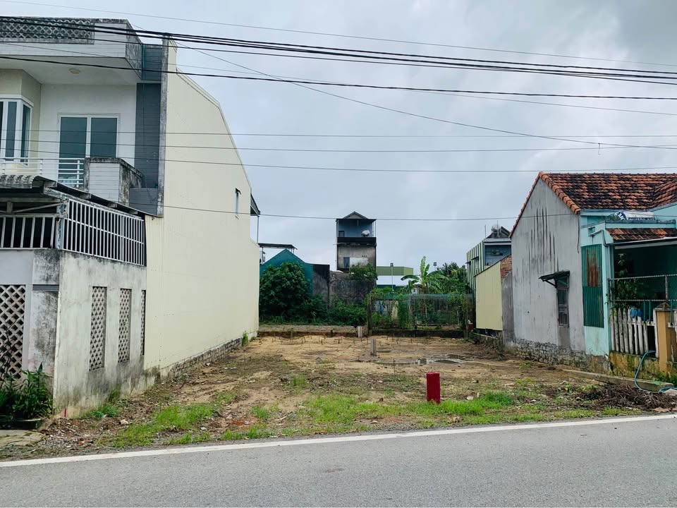 Đất nền mặt tiền Lê Quý Đôn, TT La Hà 127.6m² giá 1.4 tỷ - Cơ hội đầu tư hiếm có!