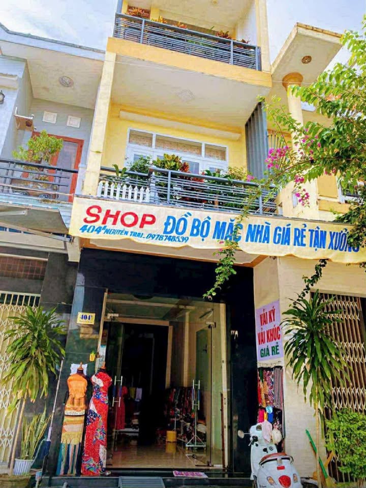 Nhà mặt tiền 404 Nguyễn Trãi 60.8m² giá 3 tỷ - Vị trí kinh doanh đắc địa!