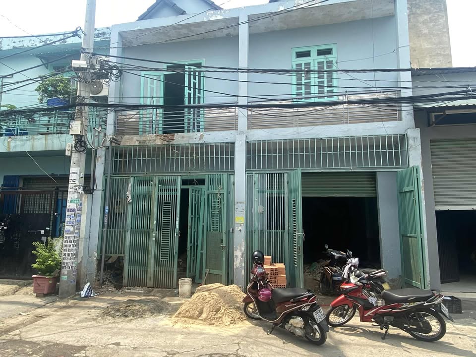 Nhà cho thuê hẻm 8m Mã Lò, Bình Tân, 128m² - Nhà mới sạch sẽ, giá chỉ 15 triệu