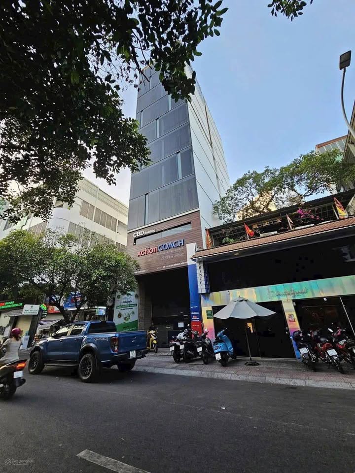 Cho thuê tòa nhà mặt phố Nguyễn Tuân 71m² giá 120 triệu - Phù hợp mọi mô hình kinh doanh!