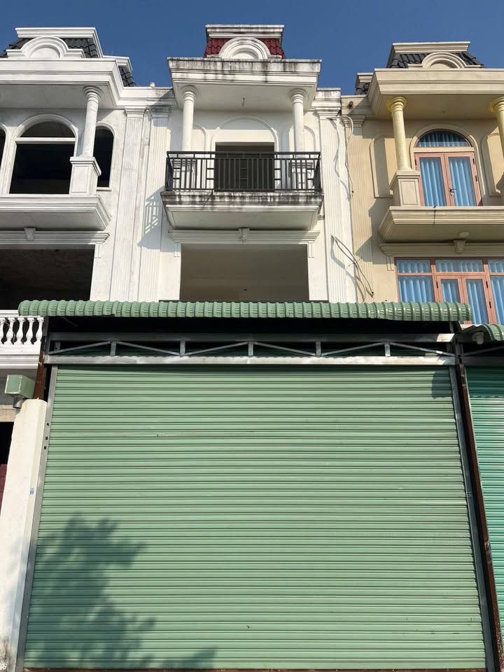 Nhà 2 lầu 1 trệt tại Becamex Bình Phước - Diện tích 150m², giá thỏa thuận!