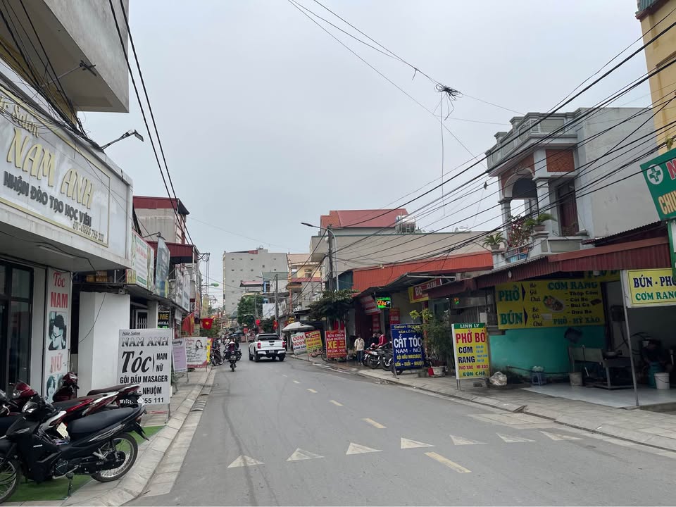 Đất mặt đường Sơn Đông 160m² giá 10 tỷ - Kinh doanh sầm uất tại Bắc Ninh!