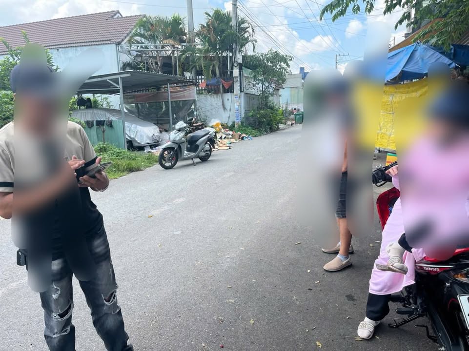 Đất kinh doanh đường Uyên Hưng 39, Tân Uyên 180m² chỉ 4.2 tỷ - Cơ hội vàng cho nhà đầu tư!