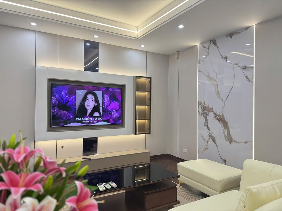 Căn hộ CT3 Yên Hòa, Cầu Giấy 93m² giá 6 tỷ - Chính chủ sổ đỏ sang tên ngay!