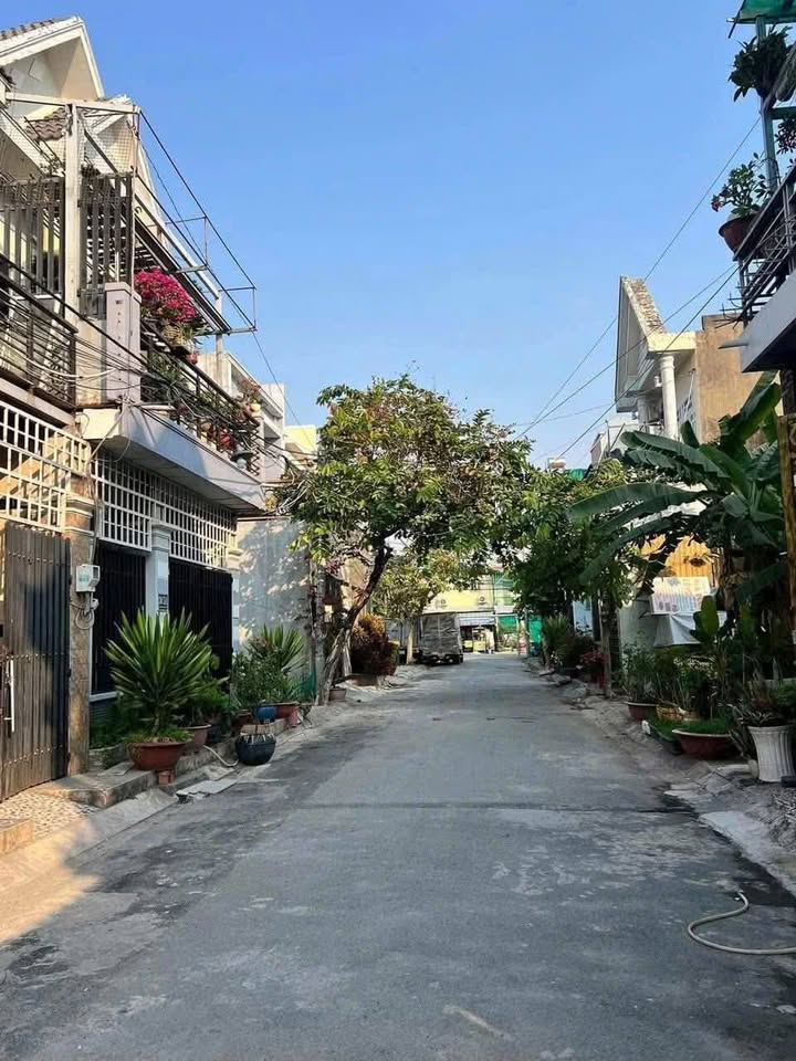 Đất nền đường Nguyễn Thị Thử, Hóc Môn, 85m² - Sổ hồng chính chủ, giá 3.88 tỷ!