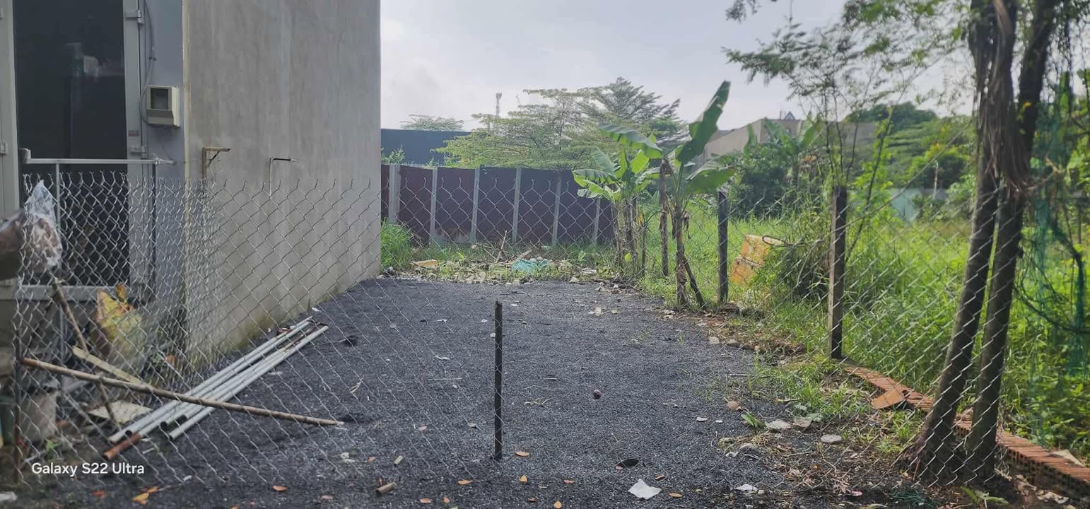 Đất Bùi Công Trừng 65m² giá 2.35 tỷ - Sổ đỏ chính chủ, đường rộng ô tô vào tận nơi!