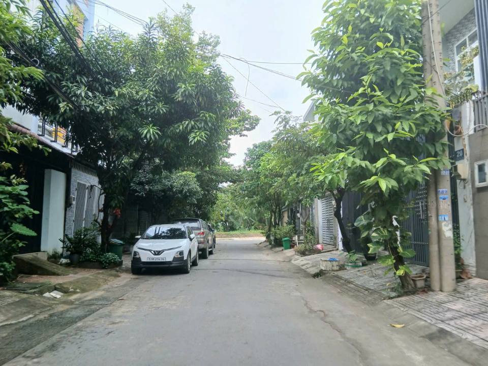 Đất nền 240m² đường B, Hiệp Bình Chánh, Thủ Đức - Sổ đỏ chính chủ, giá 16 tỷ!