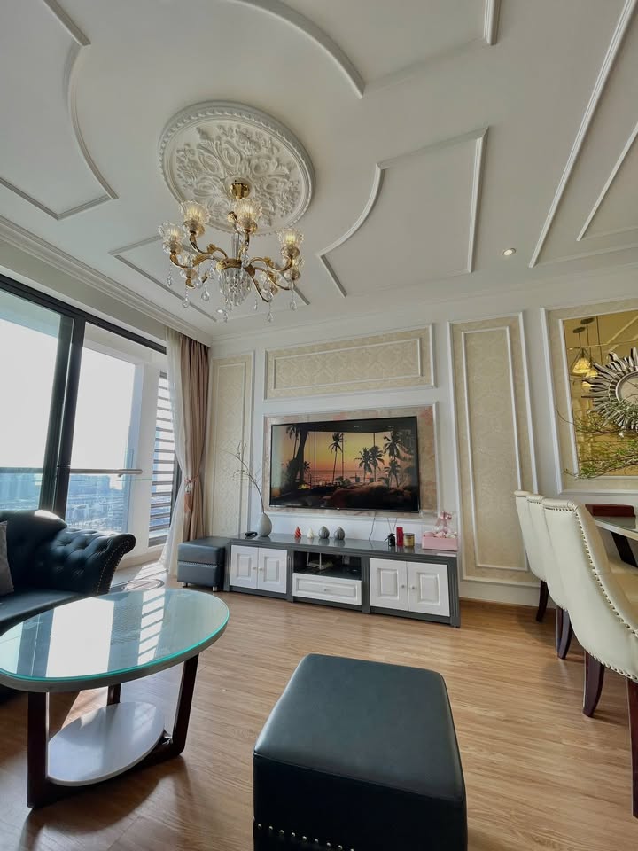 Căn hộ 3 phòng ngủ tại Green Bay Premium Hạ Long giá 13 triệu - Nội thất đẹp xuất sắc!