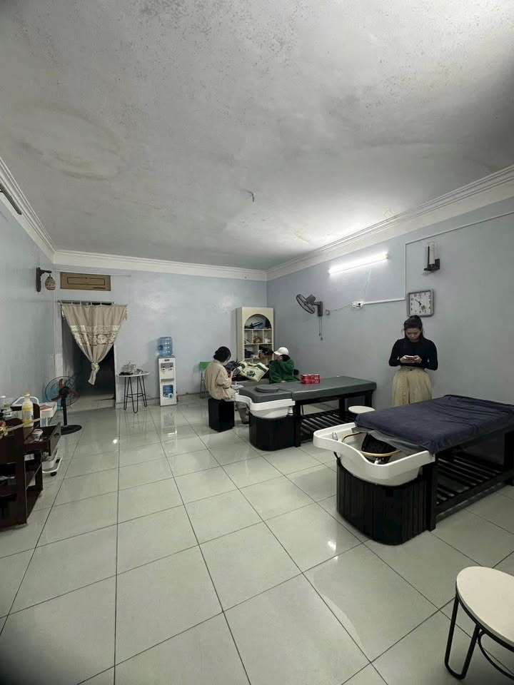 Nhà 2 tầng cho thuê tại Lê Thánh Tông, 125m² giá 4 triệu - Lý tưởng cho văn phòng và kinh doanh