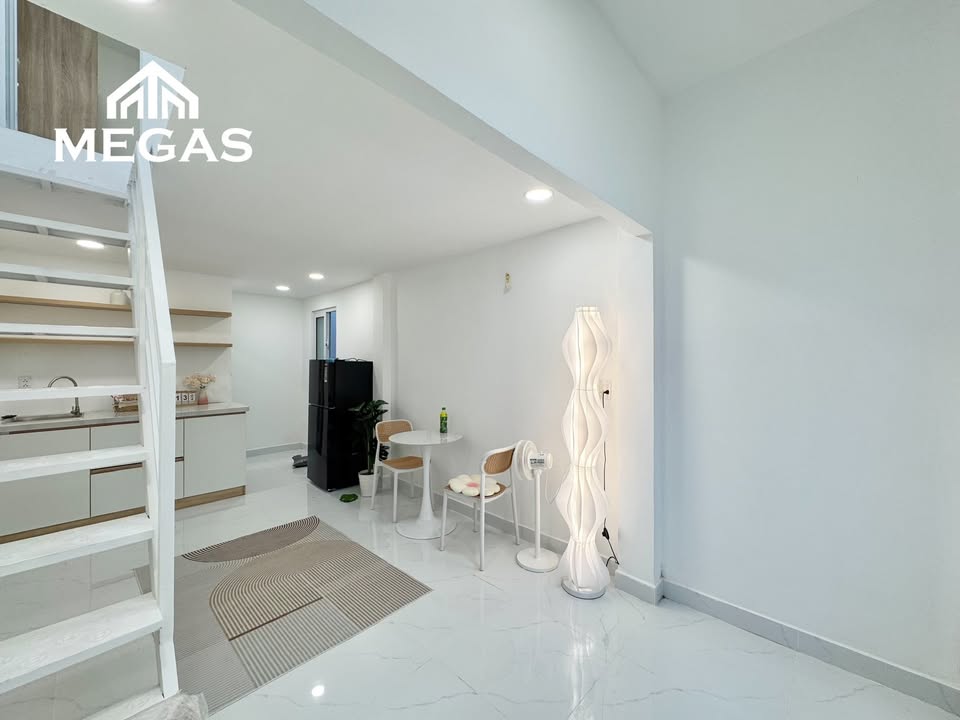 Nhà cho thuê 2PN 1 trệt 1 lầu đường Tôn Thất Thuyết Quận 4 - Full nội thất mới 100%!