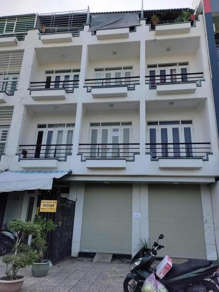 Nhà phố 2 mặt tiền Phạm Hùng, Nhà Bè 24m² giá 2.7 tỷ - Ô tô vào tận nơi!