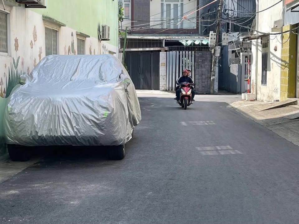 Căn hộ 5 tầng Bà Huyện Thanh Quan 110m² giá 10 tỷ - Đầu tư sinh lời ngay!