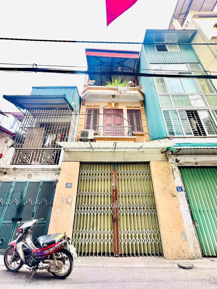 Nhà mặt ngõ Phú Diễn, Bắc Từ Liêm 43m² giá 13.5 tỷ - Kinh doanh lý tưởng!