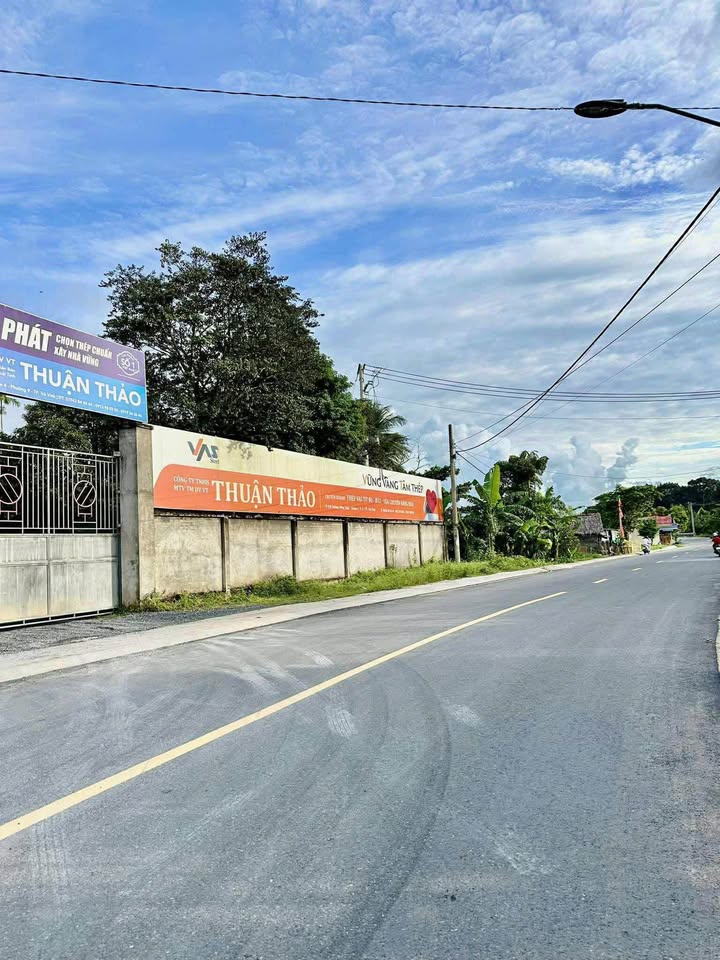 Đất nền mặt tiền đường Đồng Khởi - 600m² giá 6 tỷ - Đầu tư sinh lời ngay!