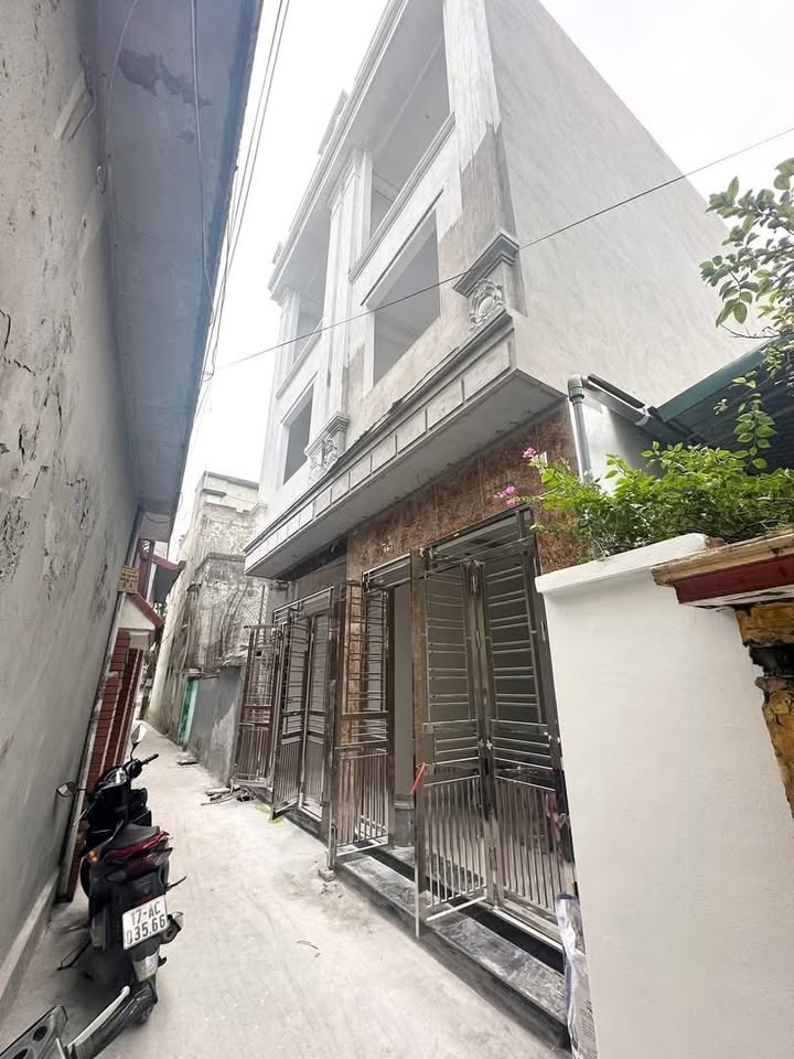 Nhà đẹp chính chủ phường Phú Khánh, TP Thái Bình 40m² giá 1.95 tỷ - Vị trí trung tâm, tiện ích đầy đủ!