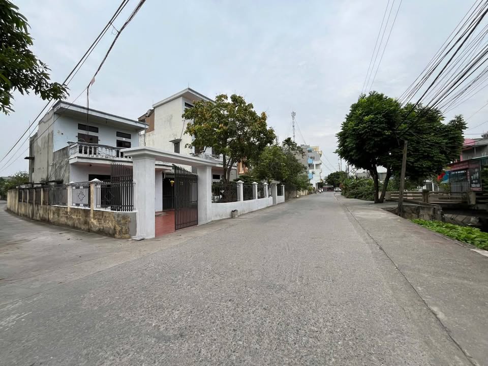 Đất nền Hoàng Diệu, Thái Bình 40.3m² giá chỉ 900 triệu - Vị trí đắc địa, tiện lợi!