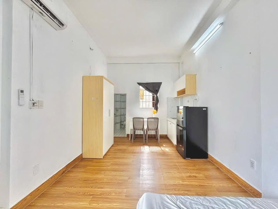 Nhà nhỏ cho thuê tại 100 Lê Văn Duyệt, Bình Thạnh - Thiết kế full nội thất, giá thỏa thuận!