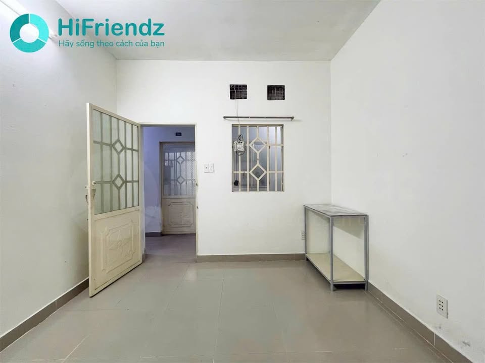 Phòng cho thuê tại Nguyễn Xí, Bình Thạnh - Giá 2.8 triệu/tháng - Gần giao thông thuận lợi!