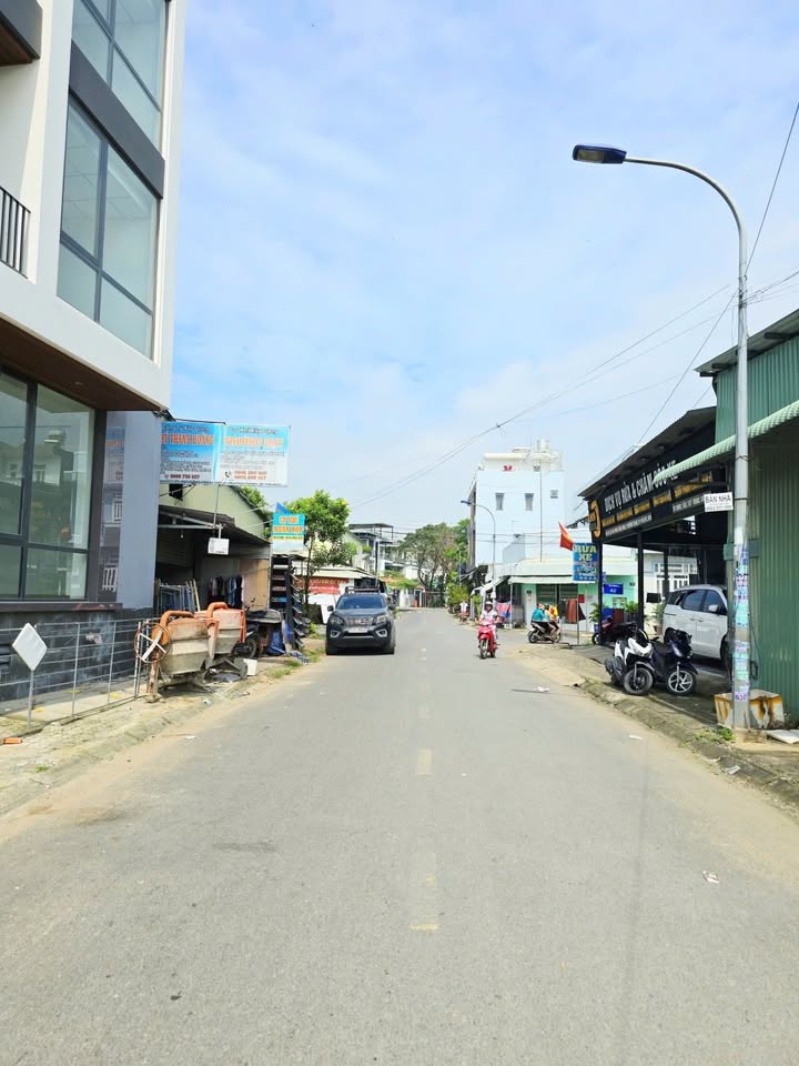 Đất mặt tiền đường A2, Trường Thạnh, Quận 9 - Diện tích 98m² giá 7.2 tỷ, đầu tư sinh lời!