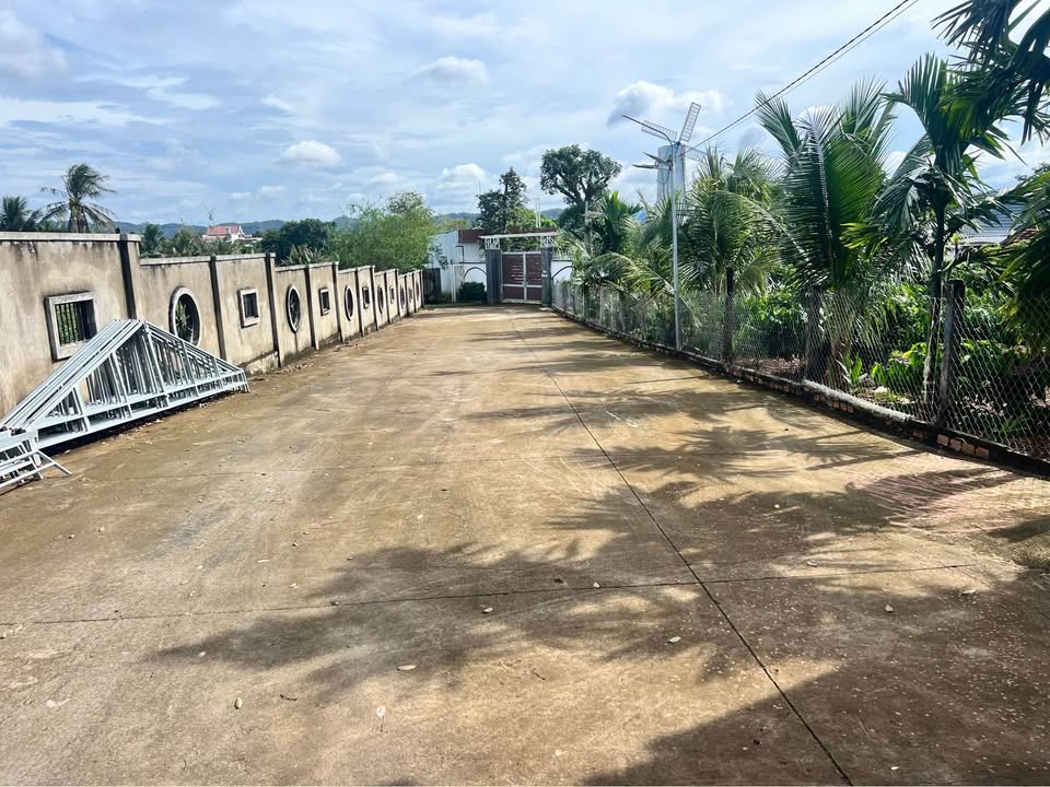 Đất 2.2 Sào Thổ Cư 75m² Gần Hồ Eakao - Phù Hợp Cho Homestay và Quán Cà Phê