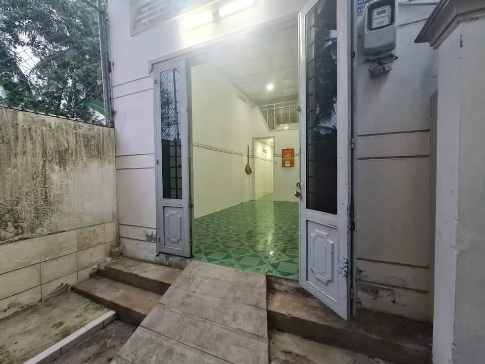 Nhà phố Phường Phú Khương Bến Tre 73m² giá 850 triệu - Đang cho thuê 2 triệu/tháng!