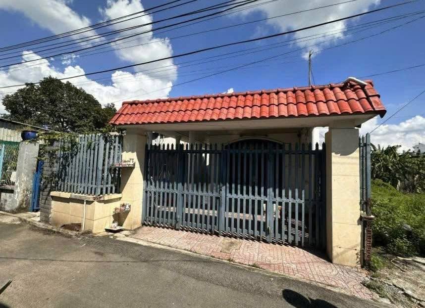 Nhà đẹp Chánh Mỹ Thủ Dầu Một 196m² giá 3.2 tỷ - Sẵn sàng vào ở!