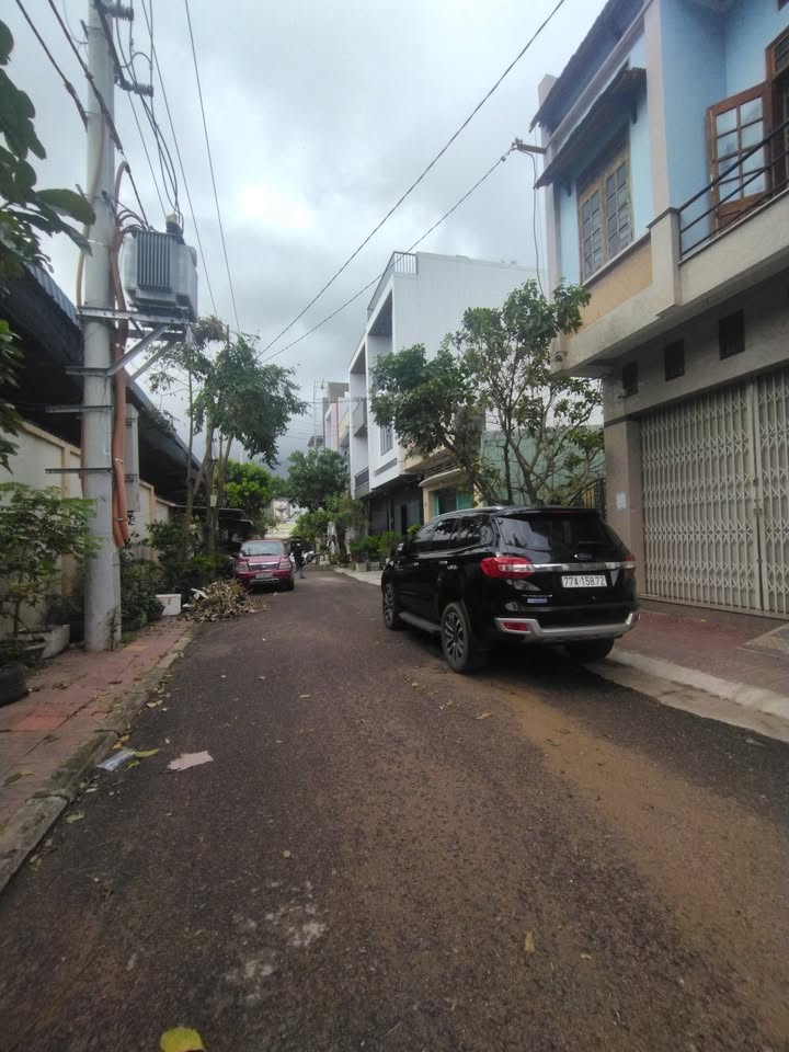 Nhà Mặt Tiền Hoàng Văn Thụ, Phường Quy Nhơn Nam, 80m² giá 4 tỷ - Đầu tư sinh lời ngay!