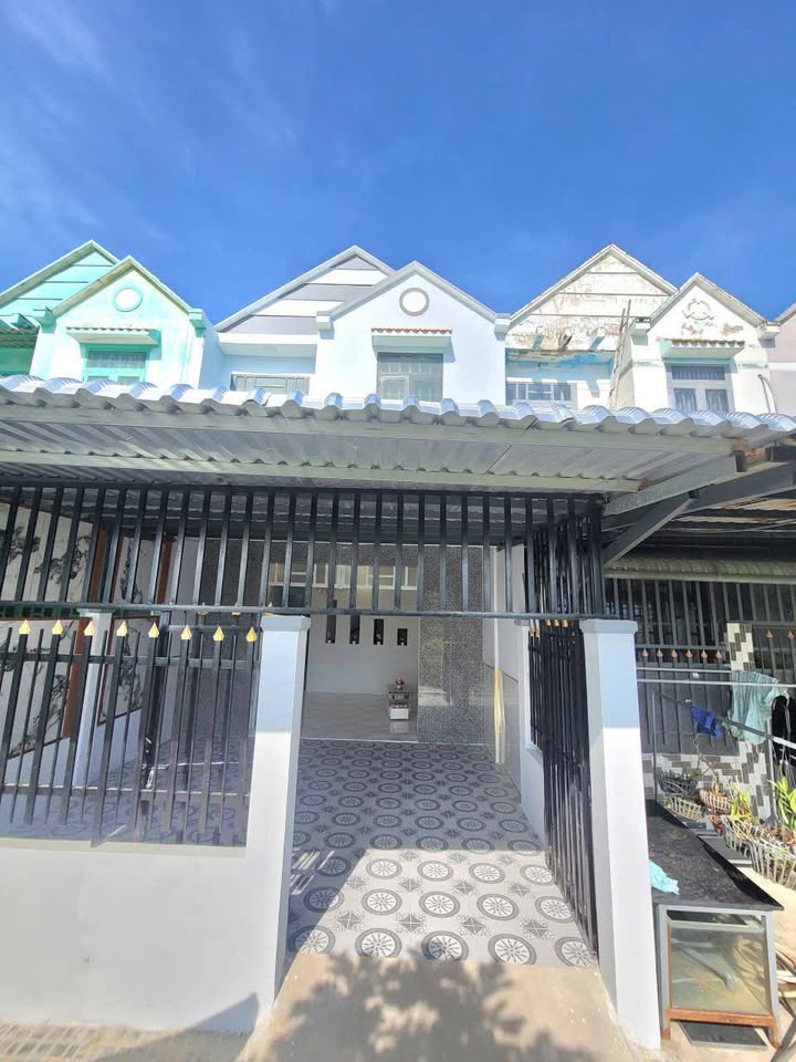 Nhà 1 trệt 1 lầu tại Tân Kim 114m² giá 2.1 tỷ - Sổ hồng riêng, ô tô đậu cửa!