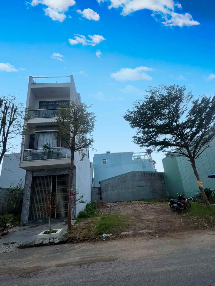 Đất mặt tiền Trần Văn Dũng 80m² giá 3.85 tỷ - Kinh doanh thuận lợi!