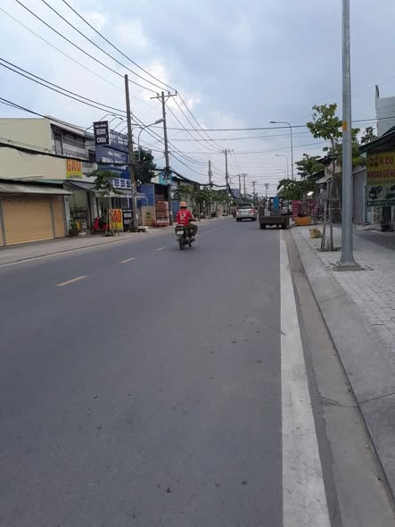 Nhà mặt tiền Phạm Thị Giây, Hóc Môn, 114m² giá 8.99 tỷ - Cơ hội đầu tư tuyệt vời!