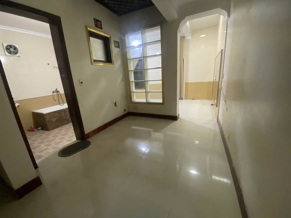 Nhà 3 tầng cho thuê tại Cửa Nam, Vinh - Giá chỉ 13 triệu/tháng