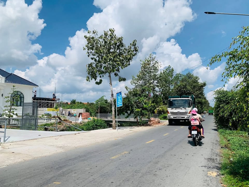 Đất nền thổ cư 170m² mặt tiền bờ kênh, Tân Mỹ Chánh giá 1.5 tỷ - Cơ hội đầu tư tuyệt vời!