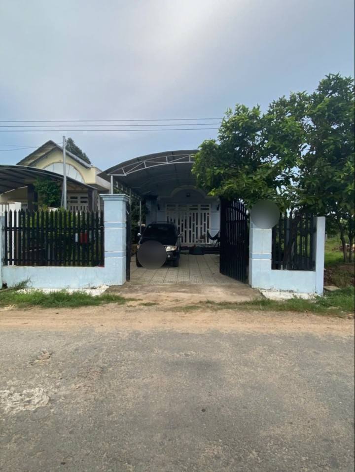 Nhà mái thái tại Bạch Đằng, Tân Uyên 288m² giá chỉ 3 tỷ - Không gian sống lý tưởng!