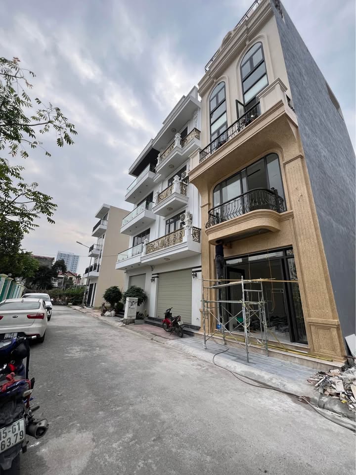 Nhà riêng Sở Dầu, Hồng Bàng 55m² giá thỏa thuận - Thiết kế hiện đại, thang máy mới!